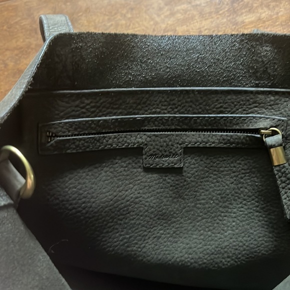 Madewell Tote - Picture 2 of 2